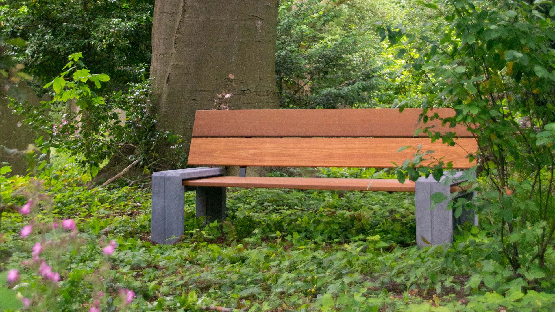 HR_C3BENCH.2200_BLACK001