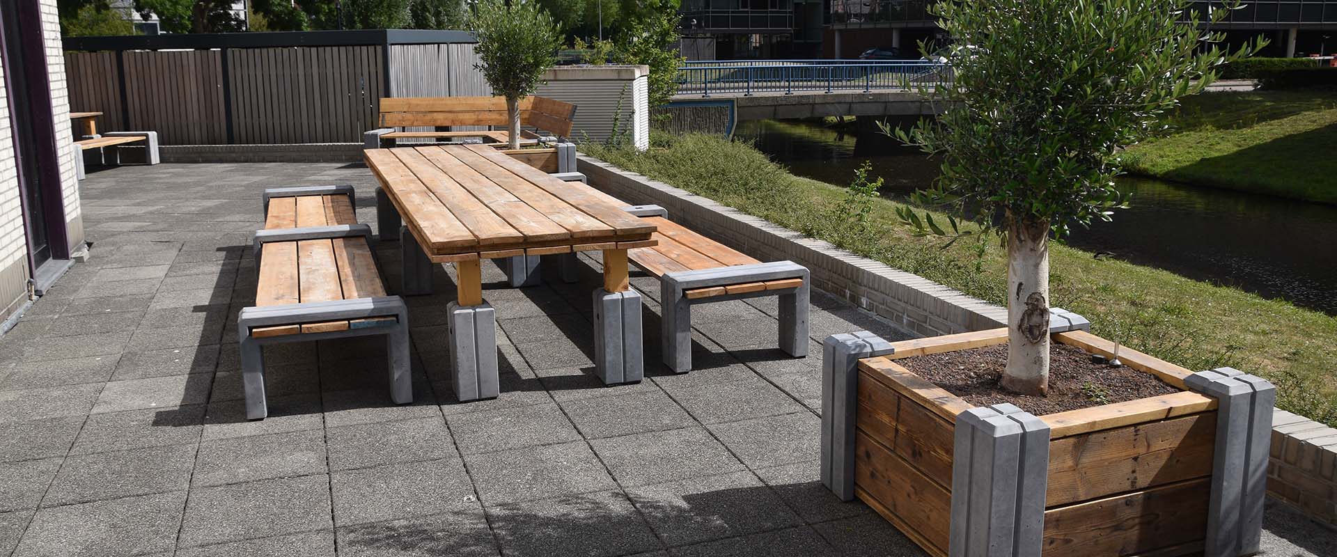 HR_C3BENCH&C3TABLE_HARDWOOD002_1920x800